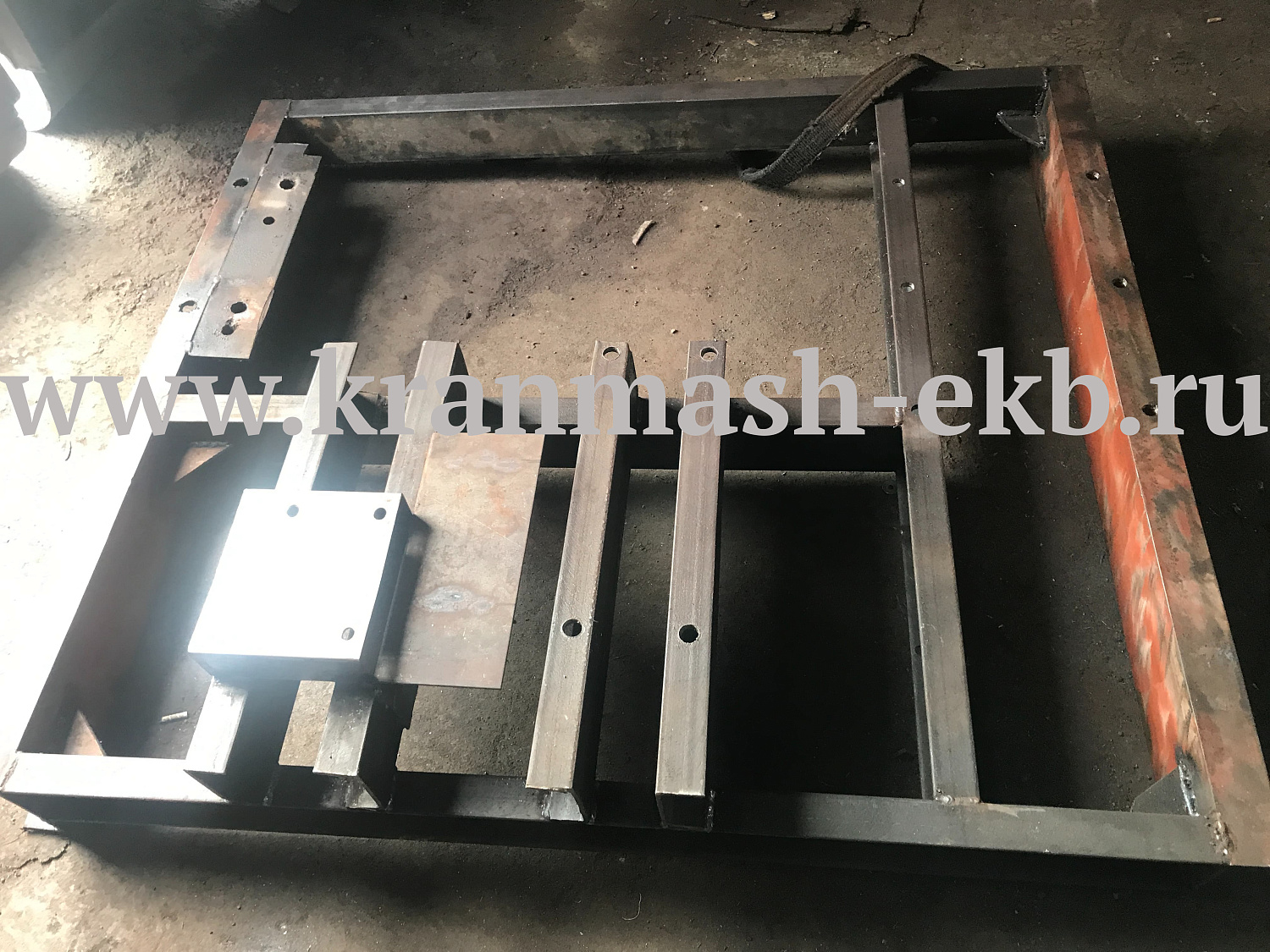 Лебедка маневровая ТЛ-8М Лебедка маневровая ЛЭМ-8