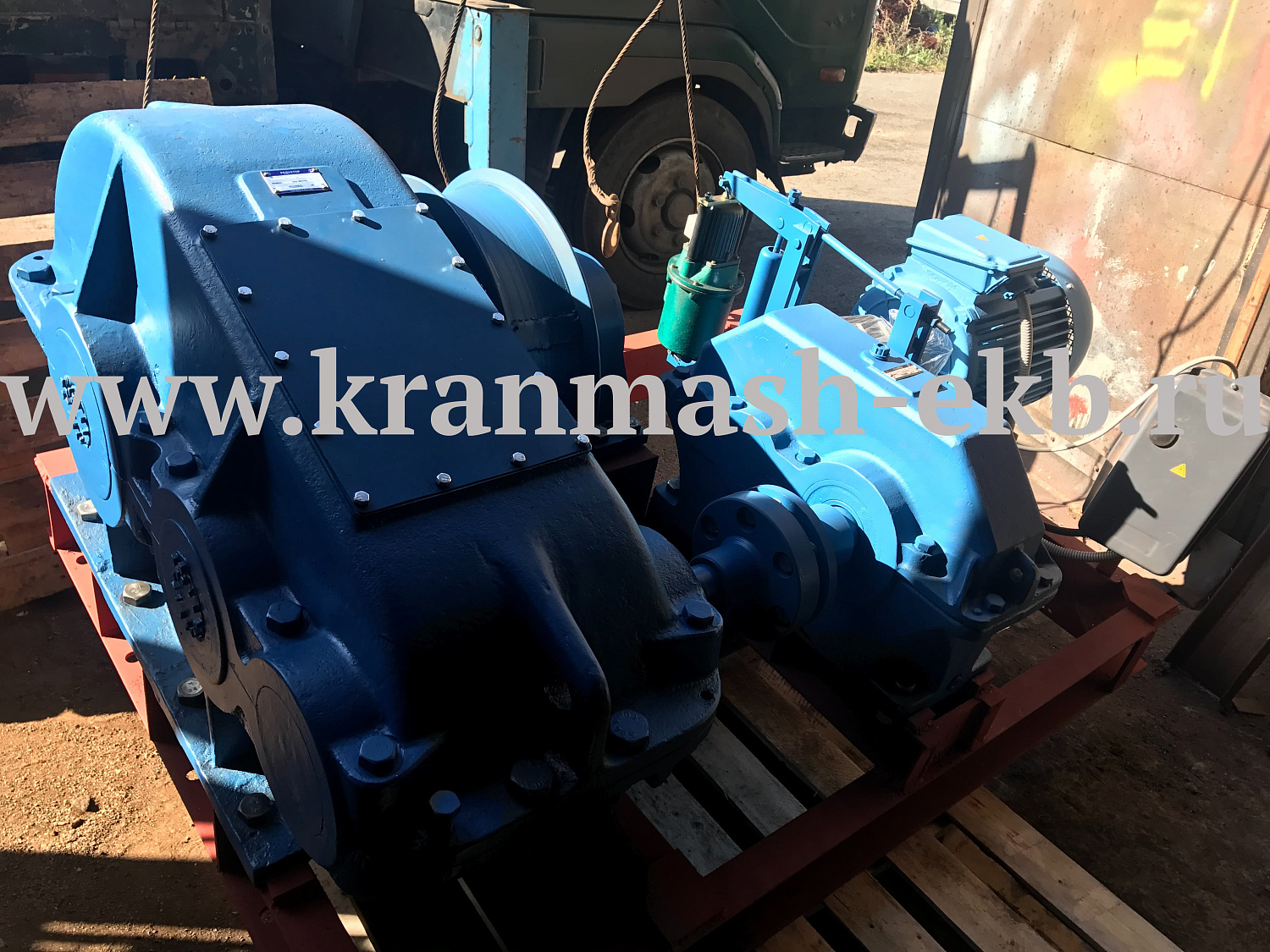 Лебедка маневровая ЛЭМ-10Ш1 Лебедка маневровая ЛЭМ-10Ш2